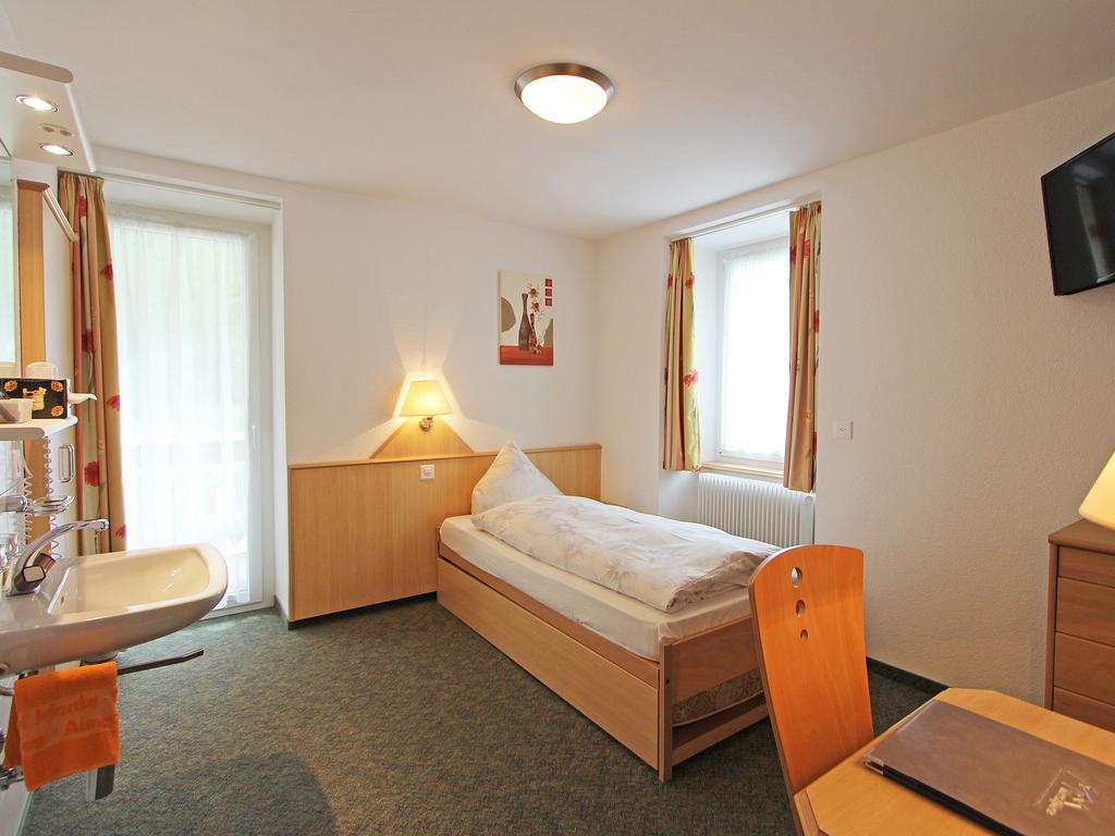 Hotel Monte-Moro Saas-Almagell Rom bilde